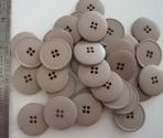 BUTTONS 4 holes galastyl A Beige 2