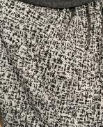 Tissu au mètre réf. 930264 Maille viscose et polyester motif abstraits noir/blanc