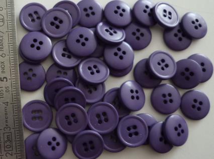BUTTONS 4 holes galastyl A Violet 4