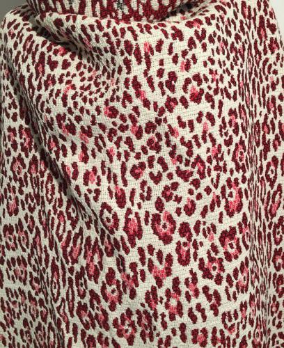 Tissu au mètre réf.  210276 Tissage jacquard en coton et polyester  écru motif rouge et noir